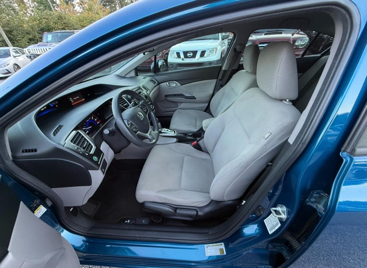 Honda Civic photo 8