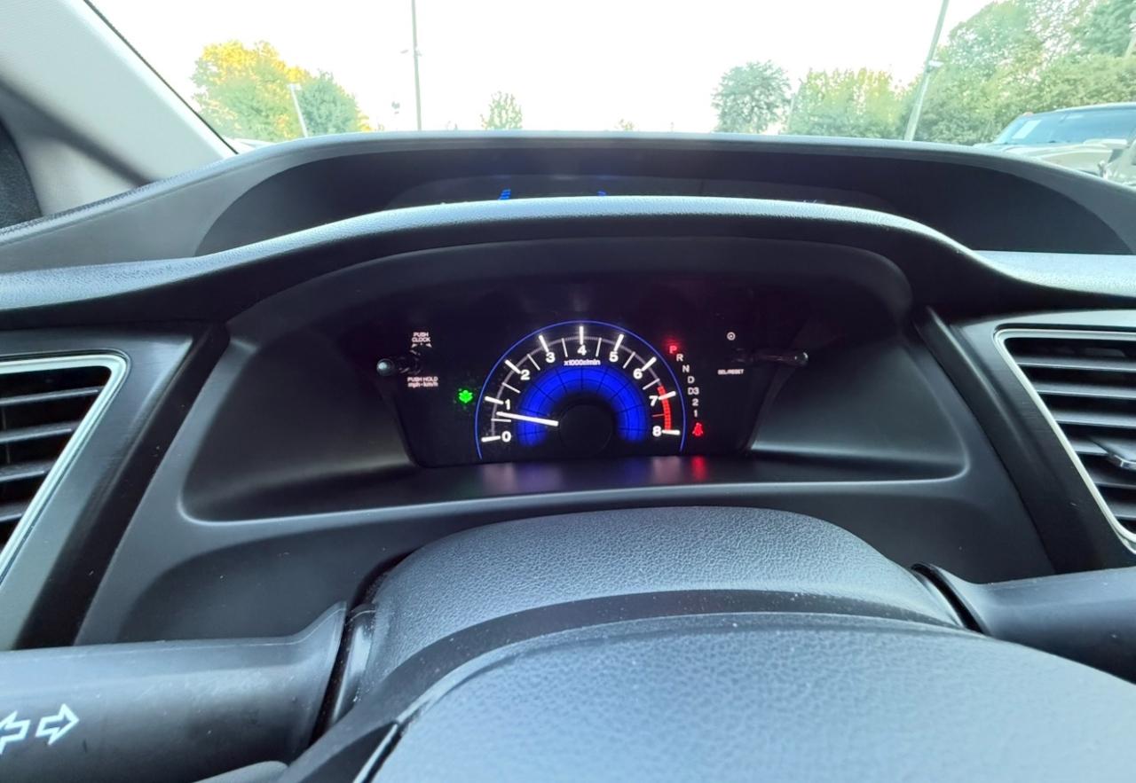 Honda Civic photo 18