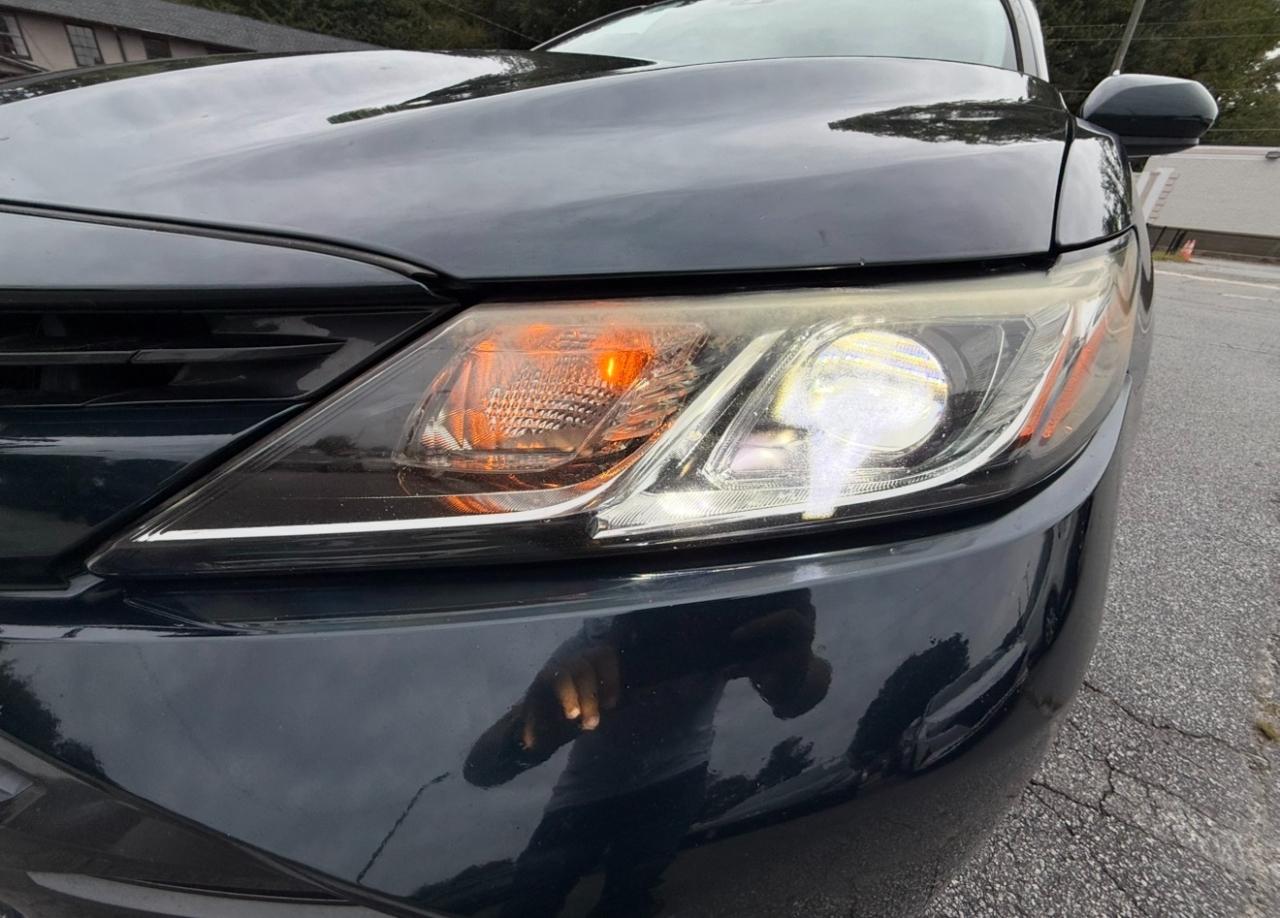 Toyota Camry LE (Natl) 2019