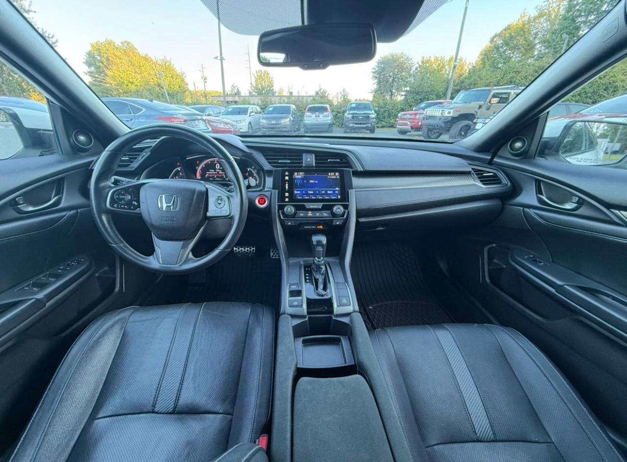 Honda Civic photo 2