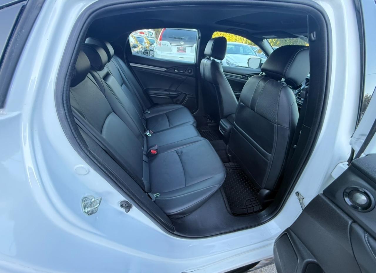 Honda Civic photo 13