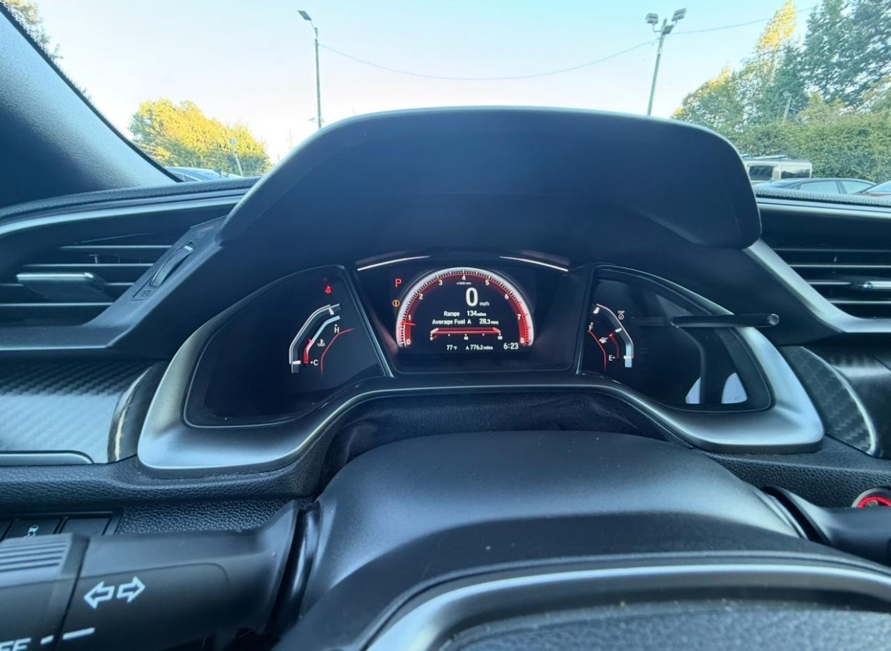 Honda Civic photo 18