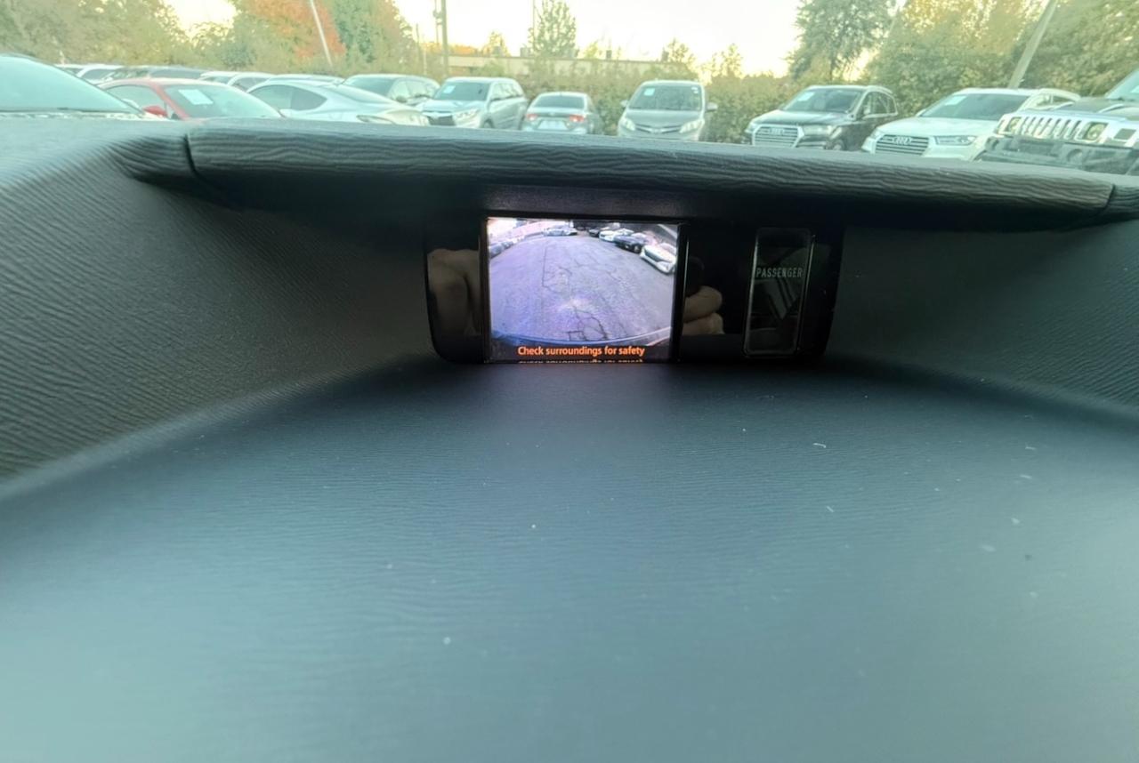 Toyota Sienna photo 22