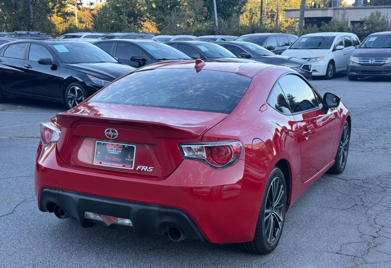 Scion FR-S 2dr Cpe Auto (Natl) 2015