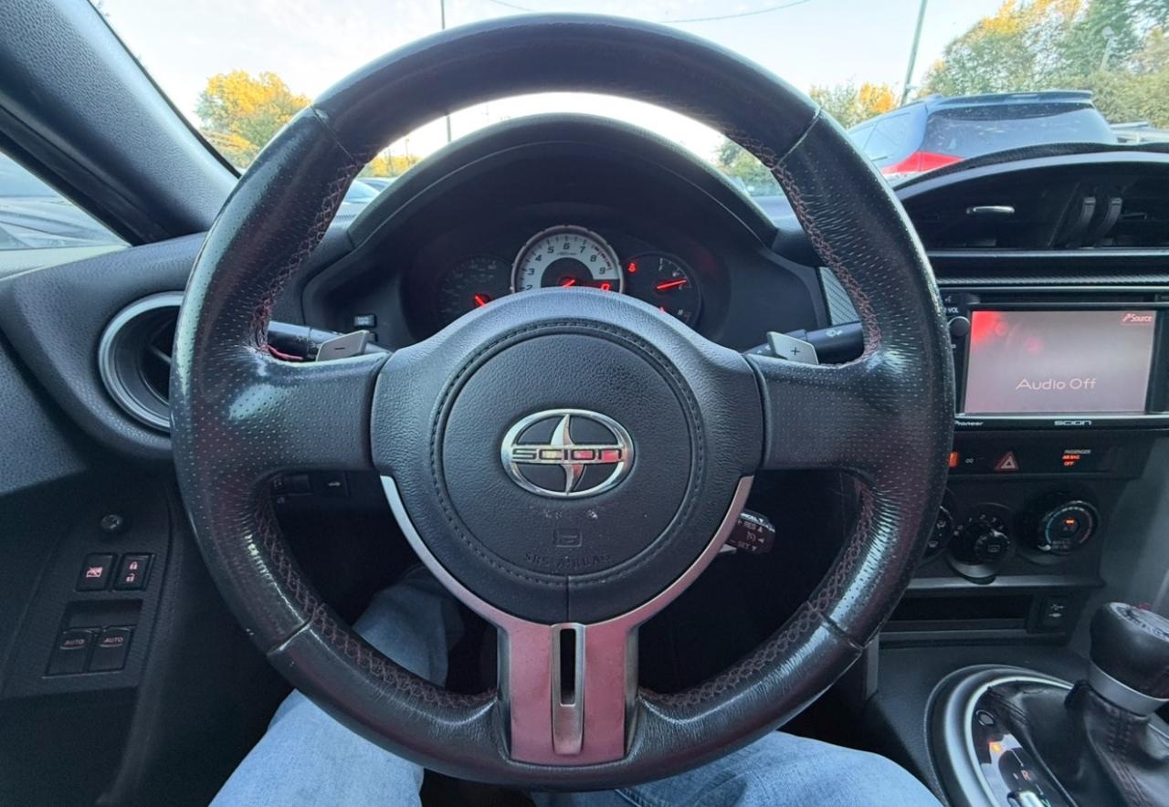 Scion FR-S 2dr Cpe Auto (Natl) 2015