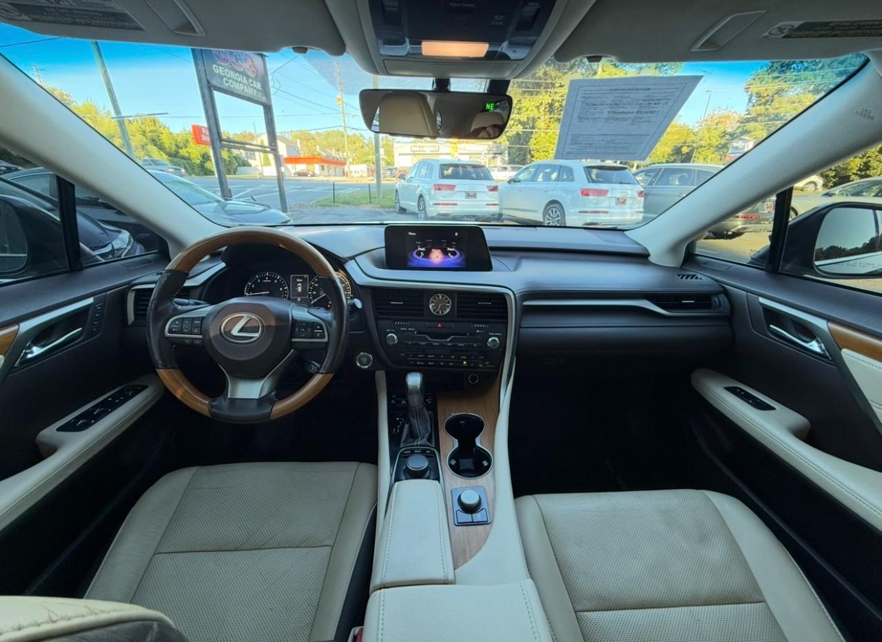 Lexus RX photo 2