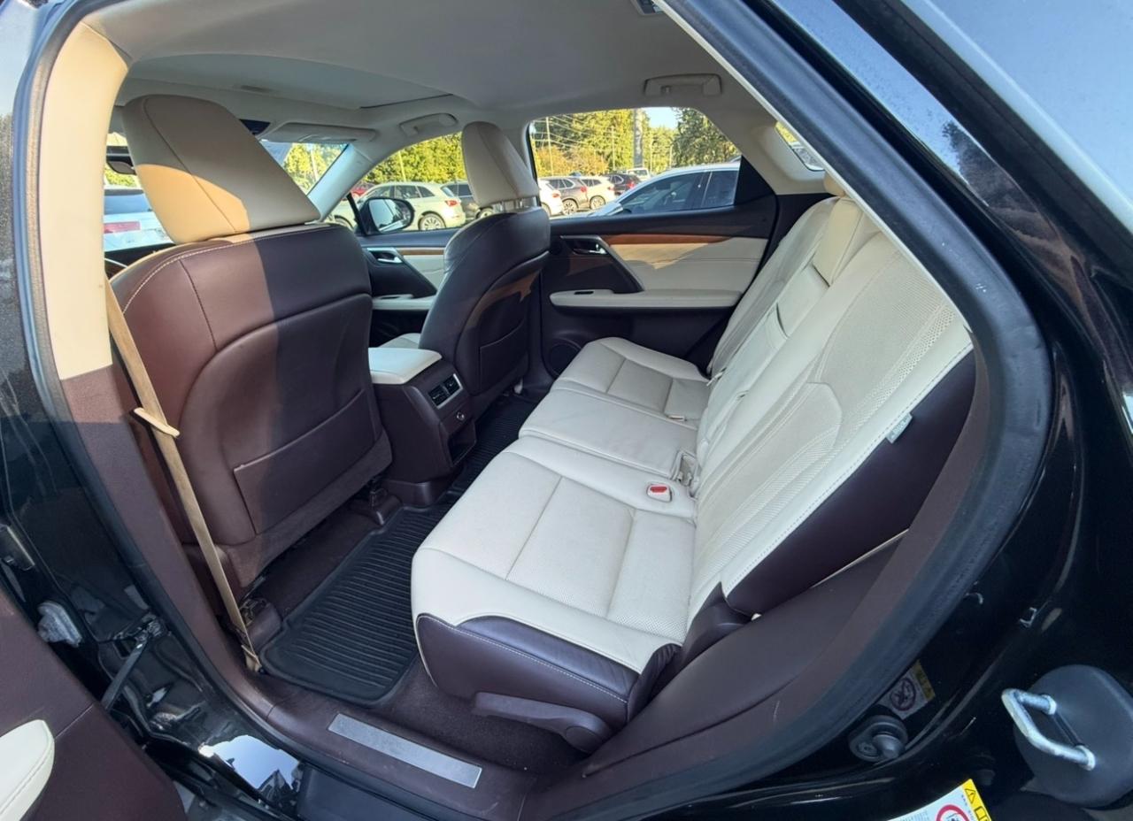 Lexus RX photo 11