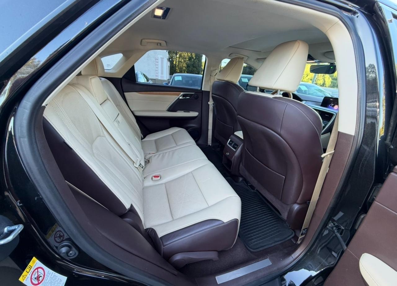 Lexus RX photo 14