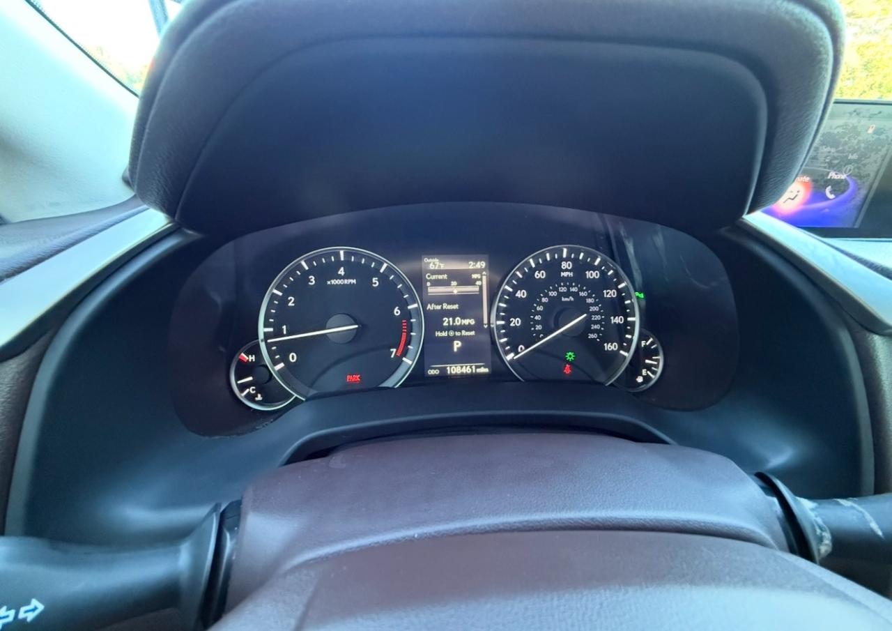 Lexus RX photo 18