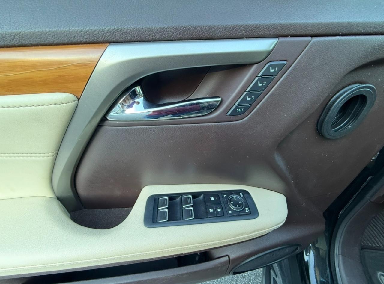 Lexus RX photo 26