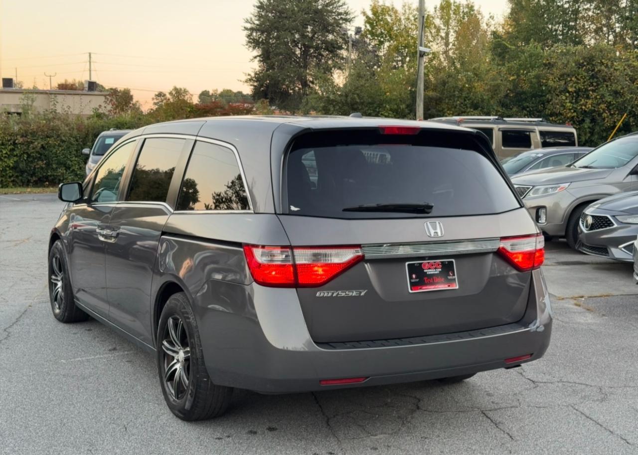 Honda Odyssey photo 6