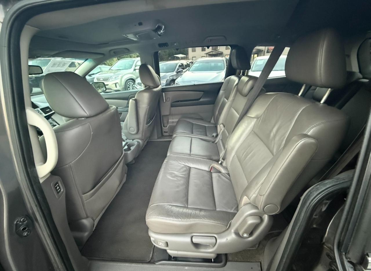 Honda Odyssey photo 9