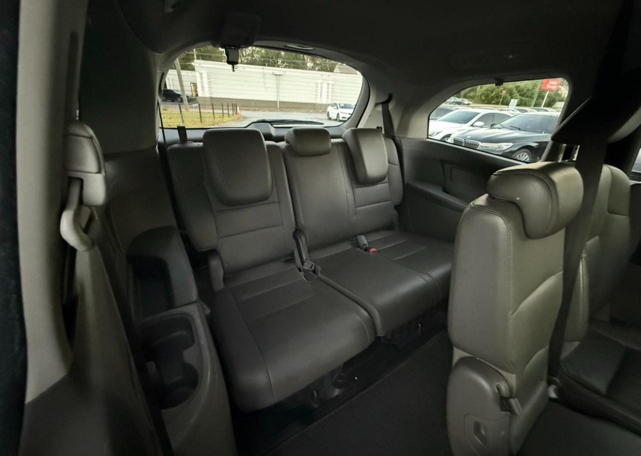 Honda Odyssey photo 13