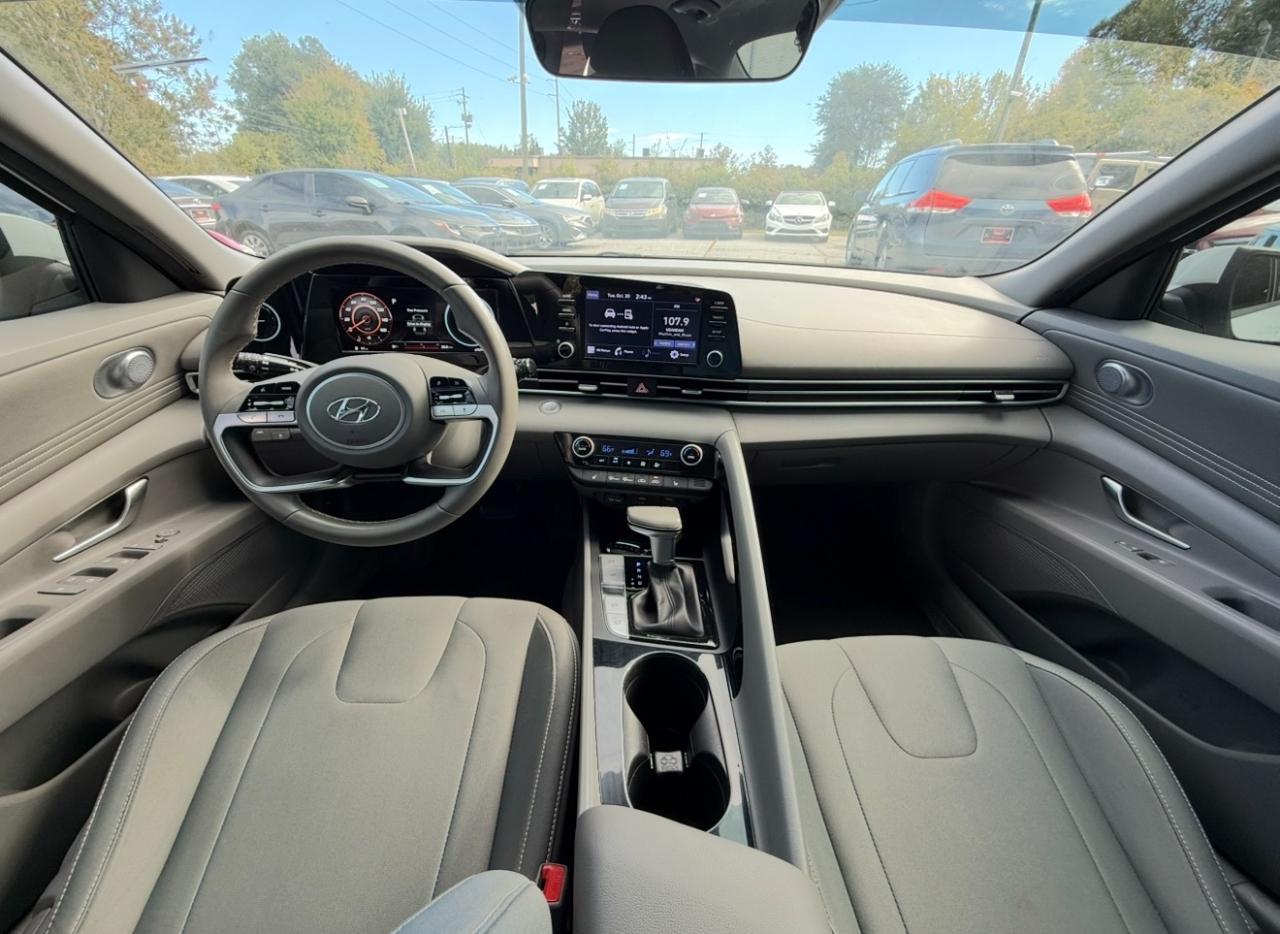 Hyundai Elantra SEL IVT 2022