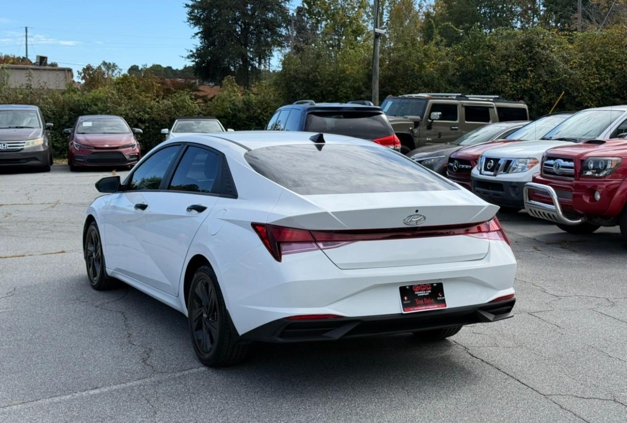 Hyundai Elantra SEL IVT 2022