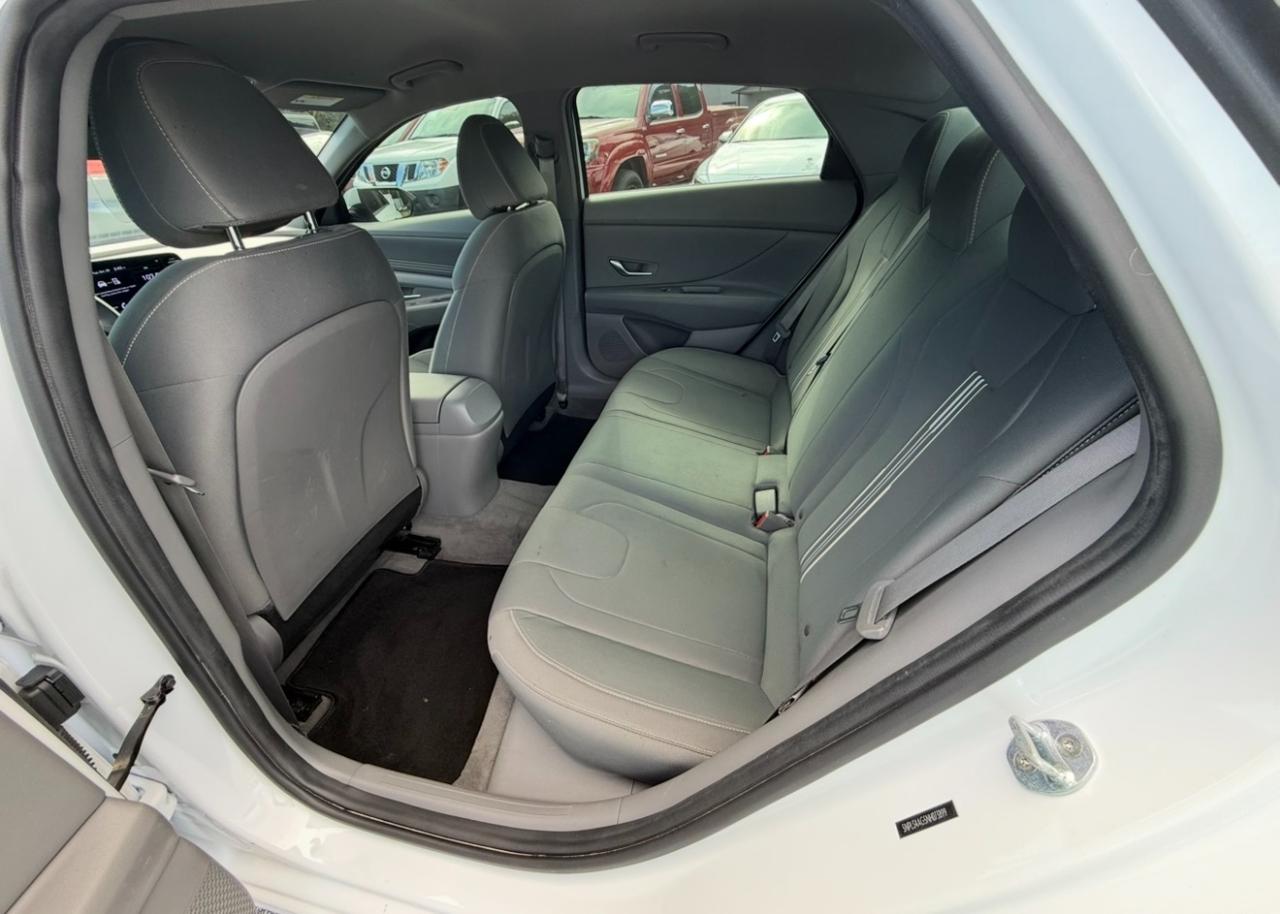 Hyundai Elantra SEL IVT 2022