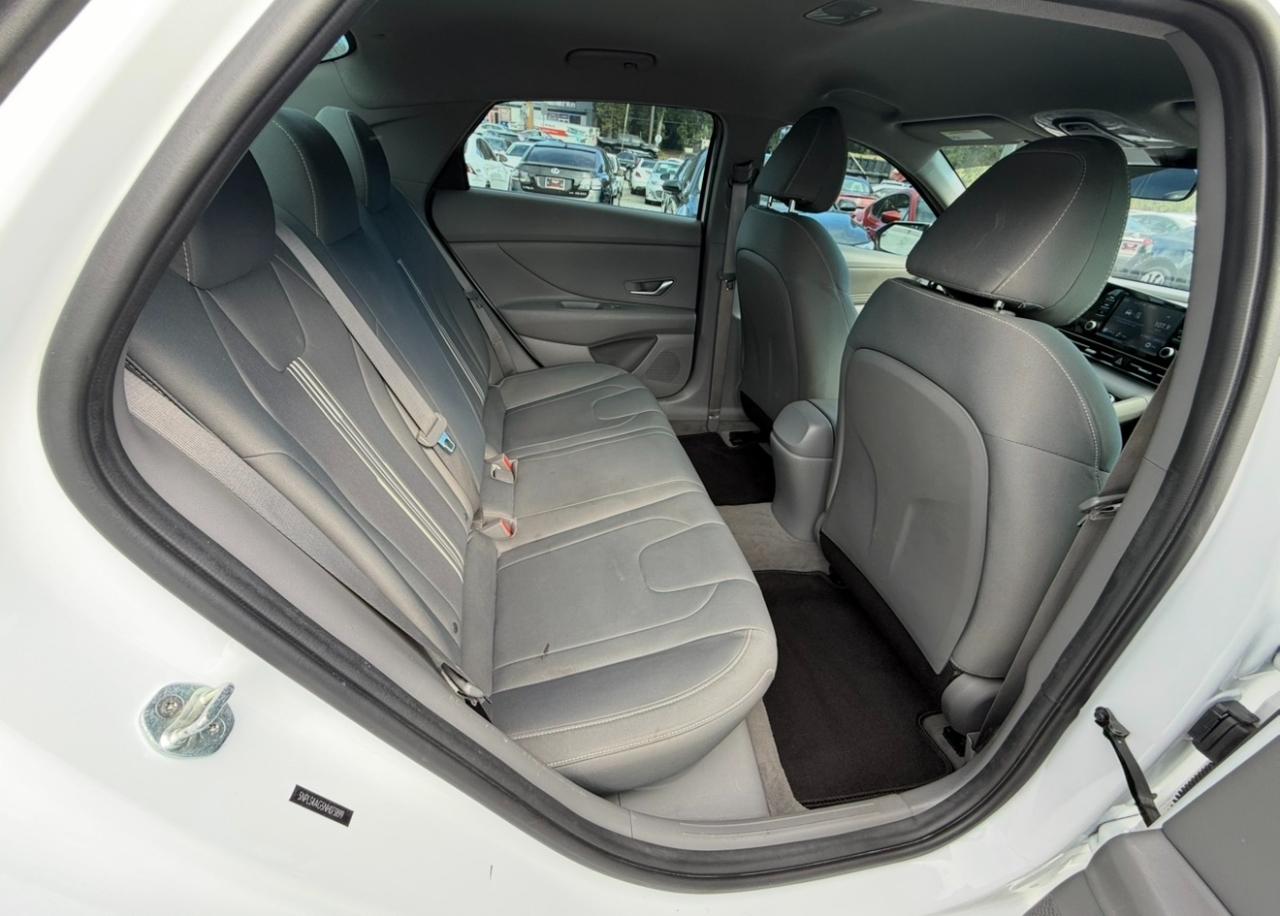 Hyundai Elantra SEL IVT 2022