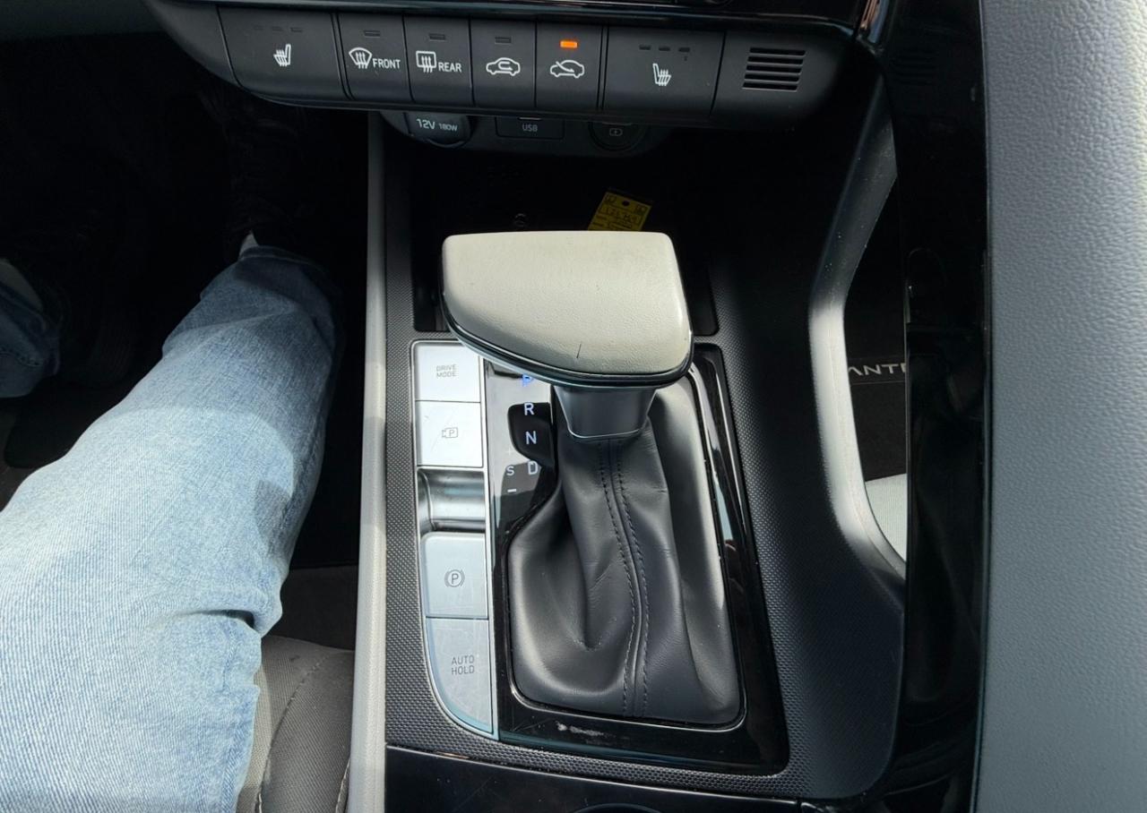 Hyundai Elantra SEL IVT 2022