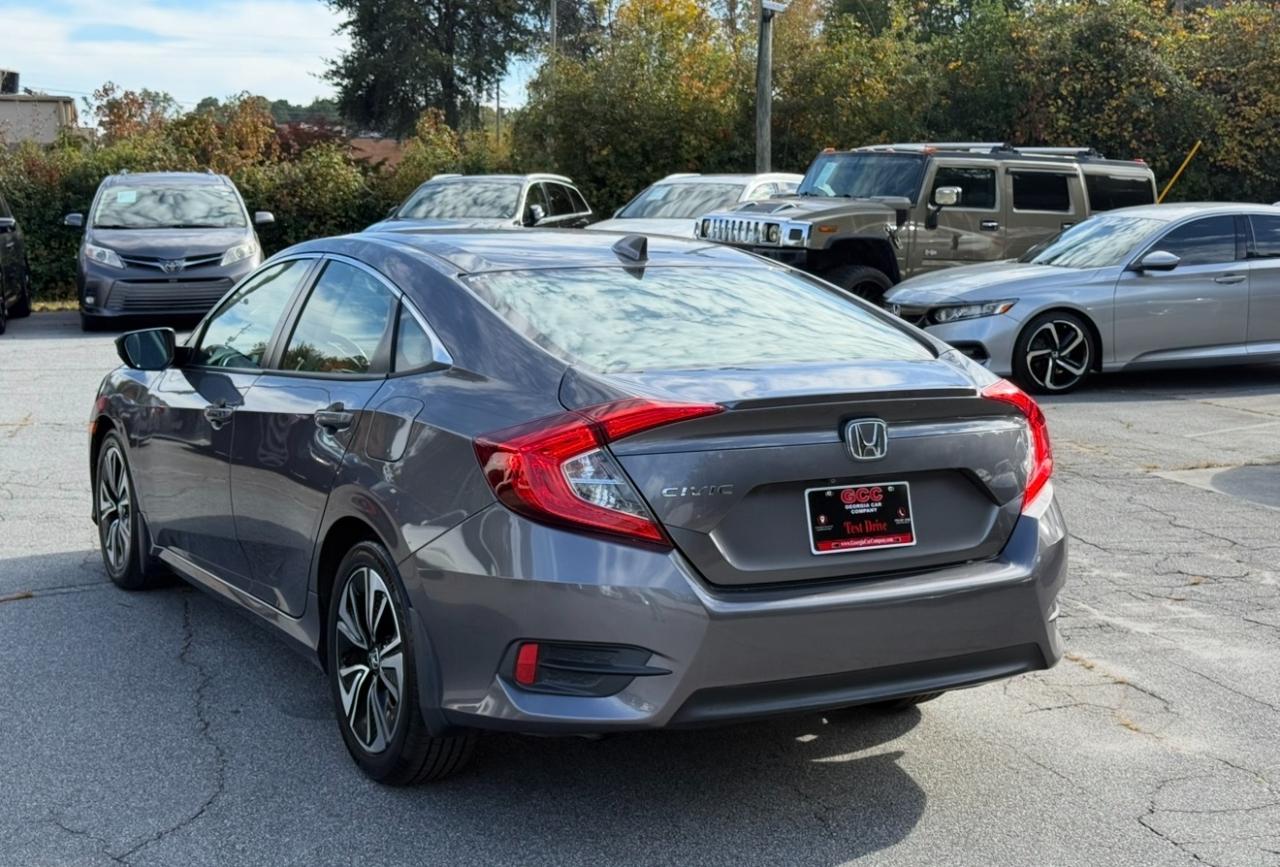 Honda Civic photo 7