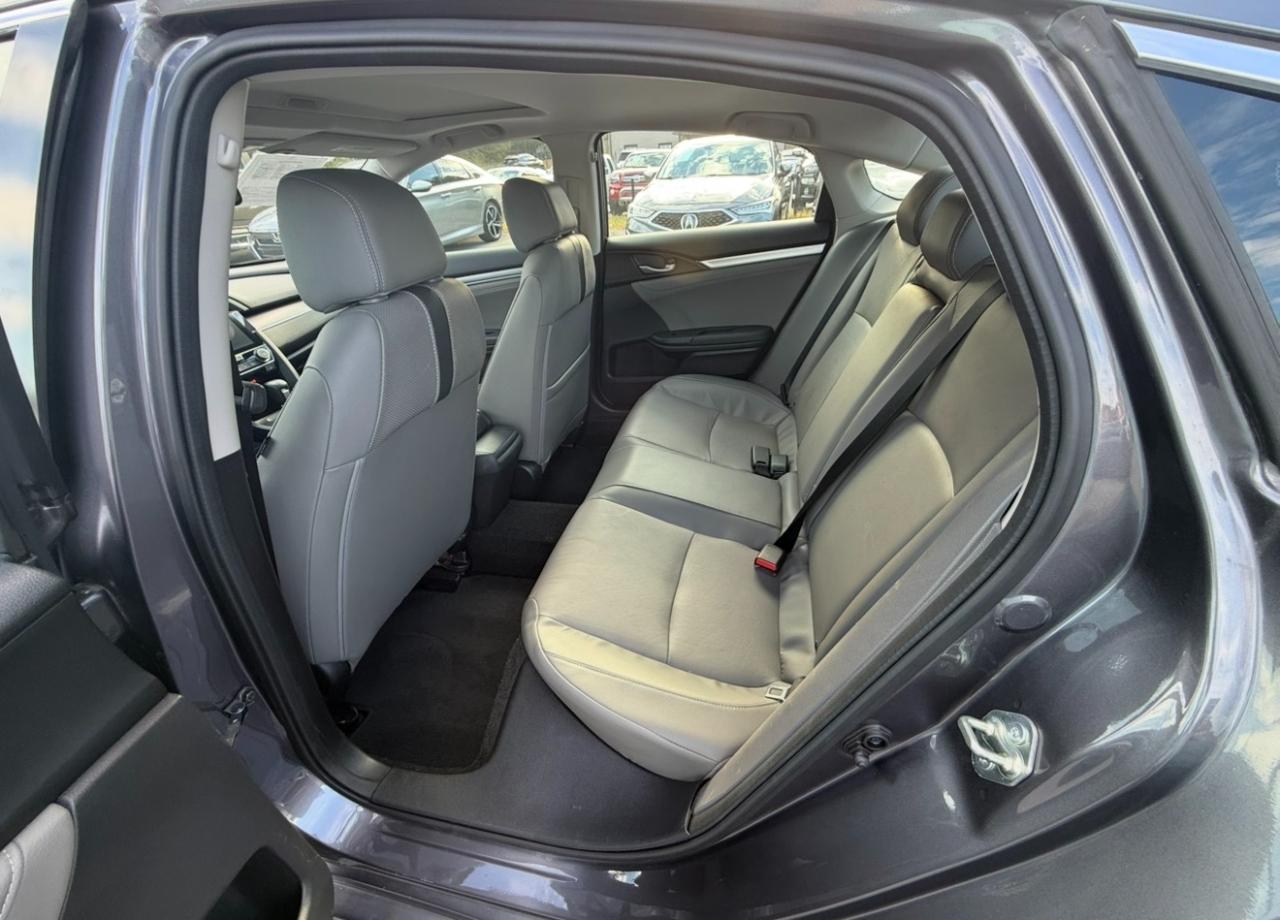 Honda Civic photo 11