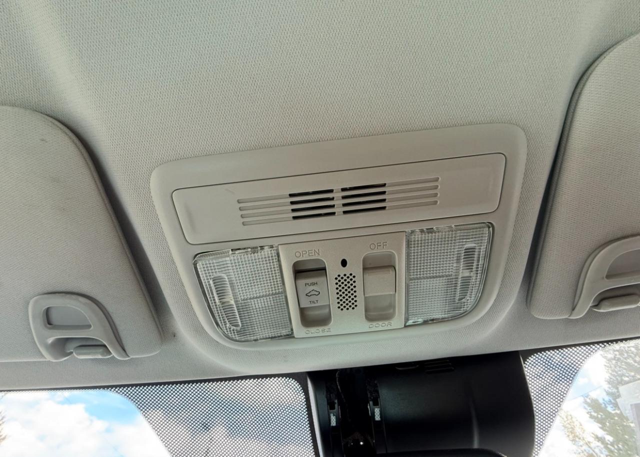 Honda Civic photo 24