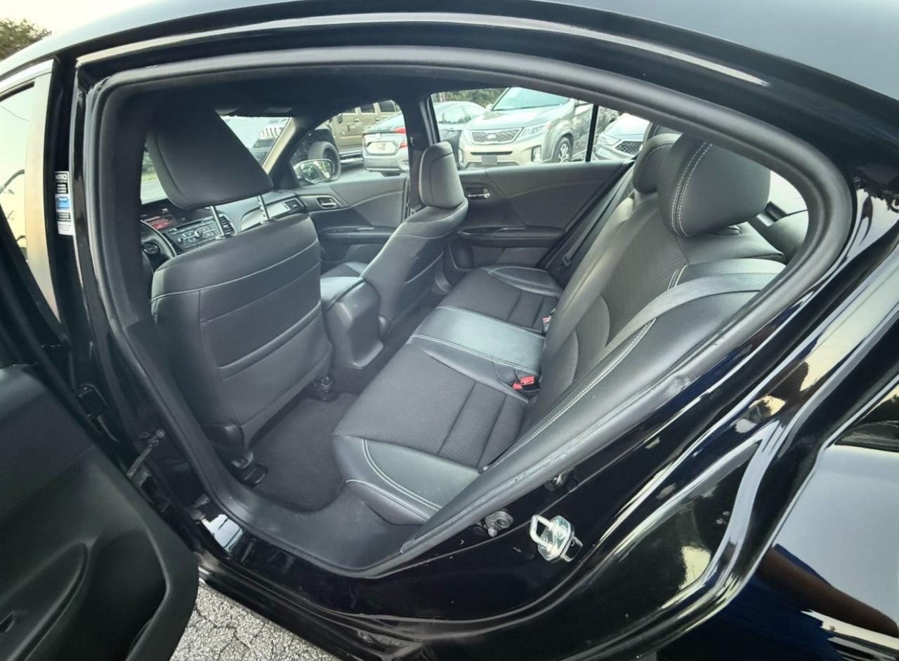 Honda Accord Sedan Sport CVT 2017