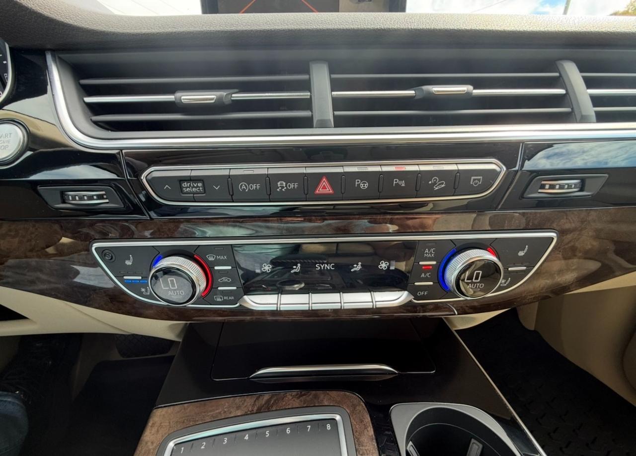 Audi Q7 SE Premium Plus 55 TFSI quattro 2019