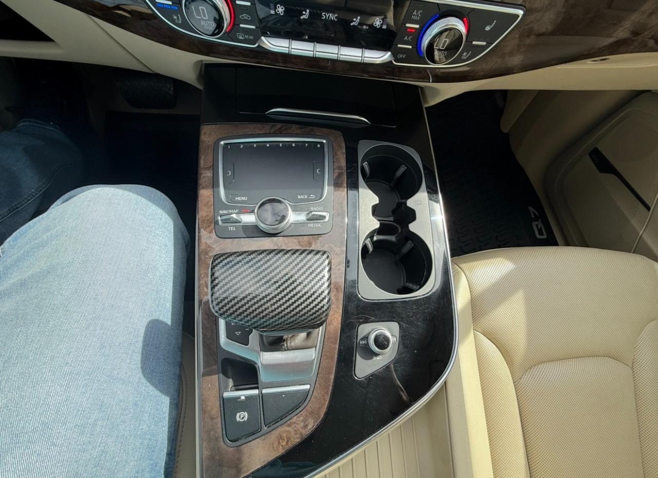 Audi Q7 SE Premium Plus 55 TFSI quattro 2019