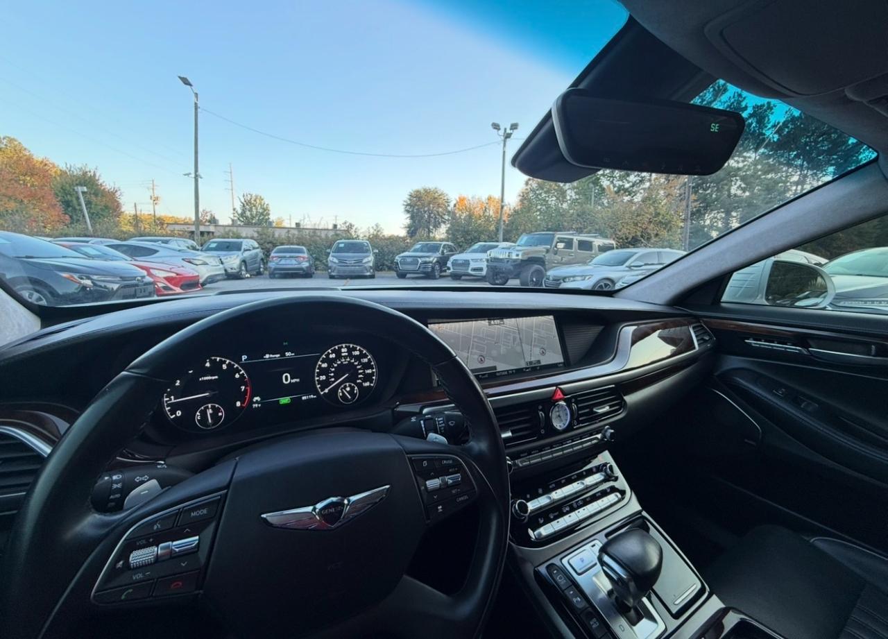 Genesis G90 photo 26