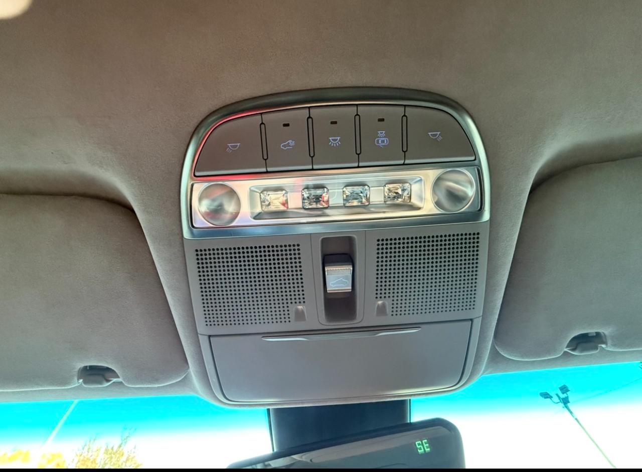 Genesis G90 photo 27