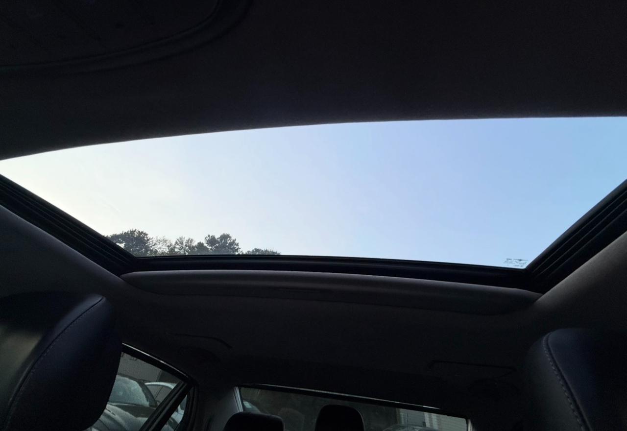 Genesis G90 photo 28