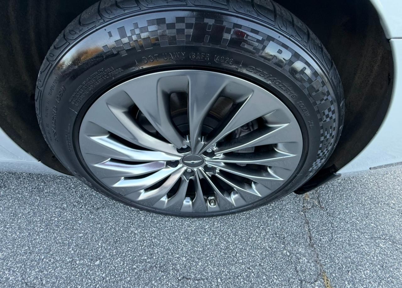 Genesis G90 photo 37