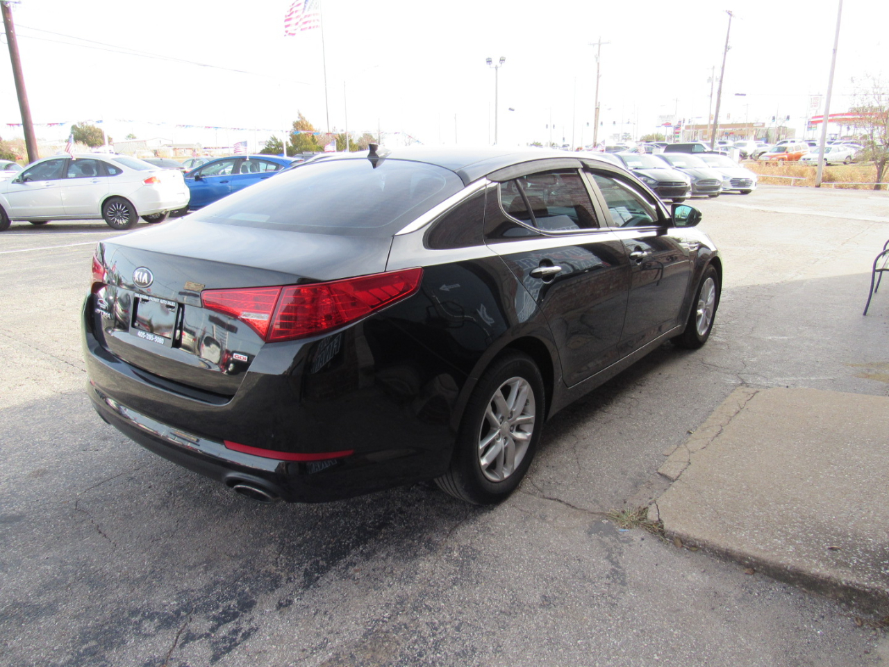 Kia Optima LX MT 2013
