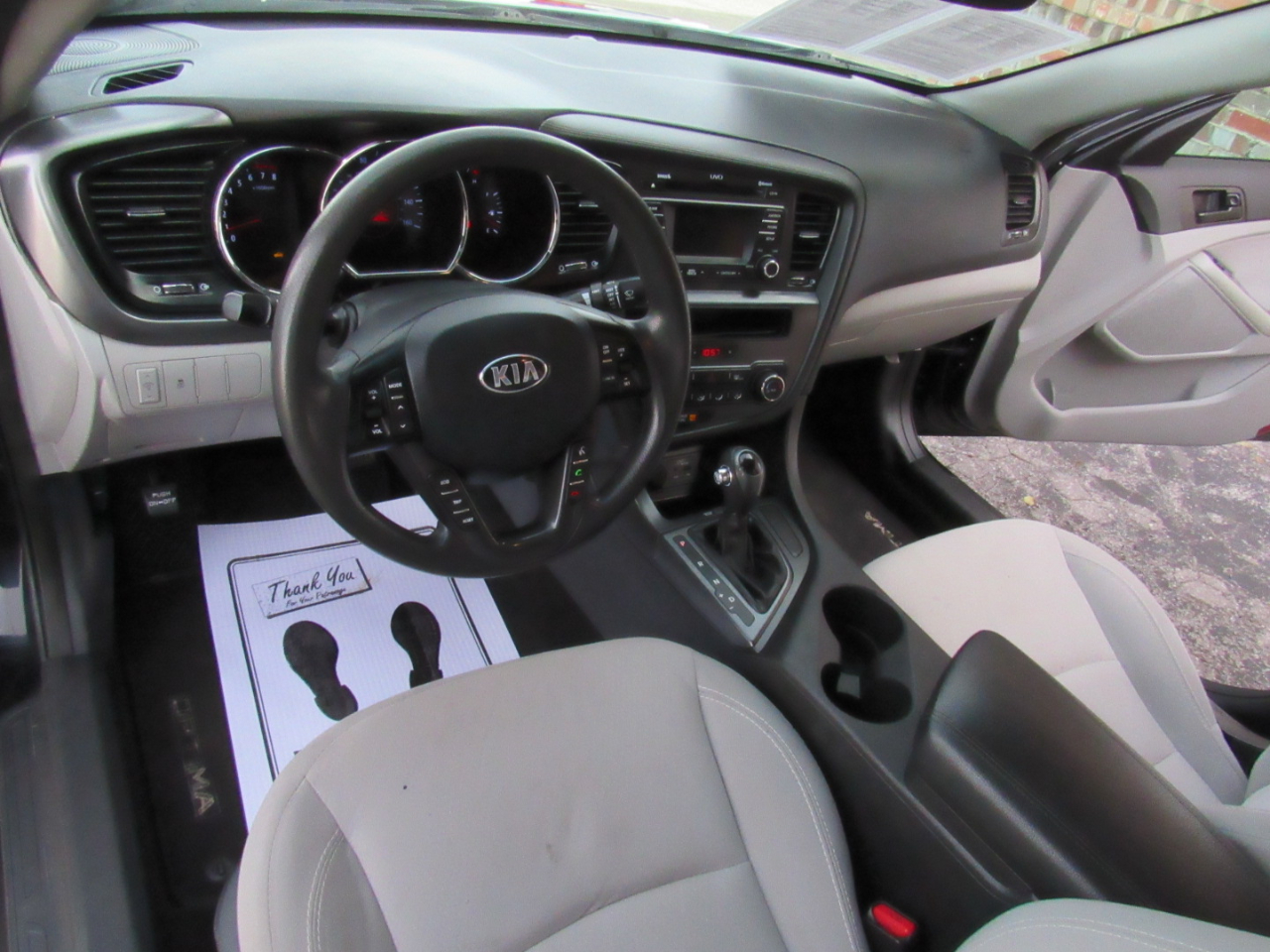 Kia Optima LX MT 2013