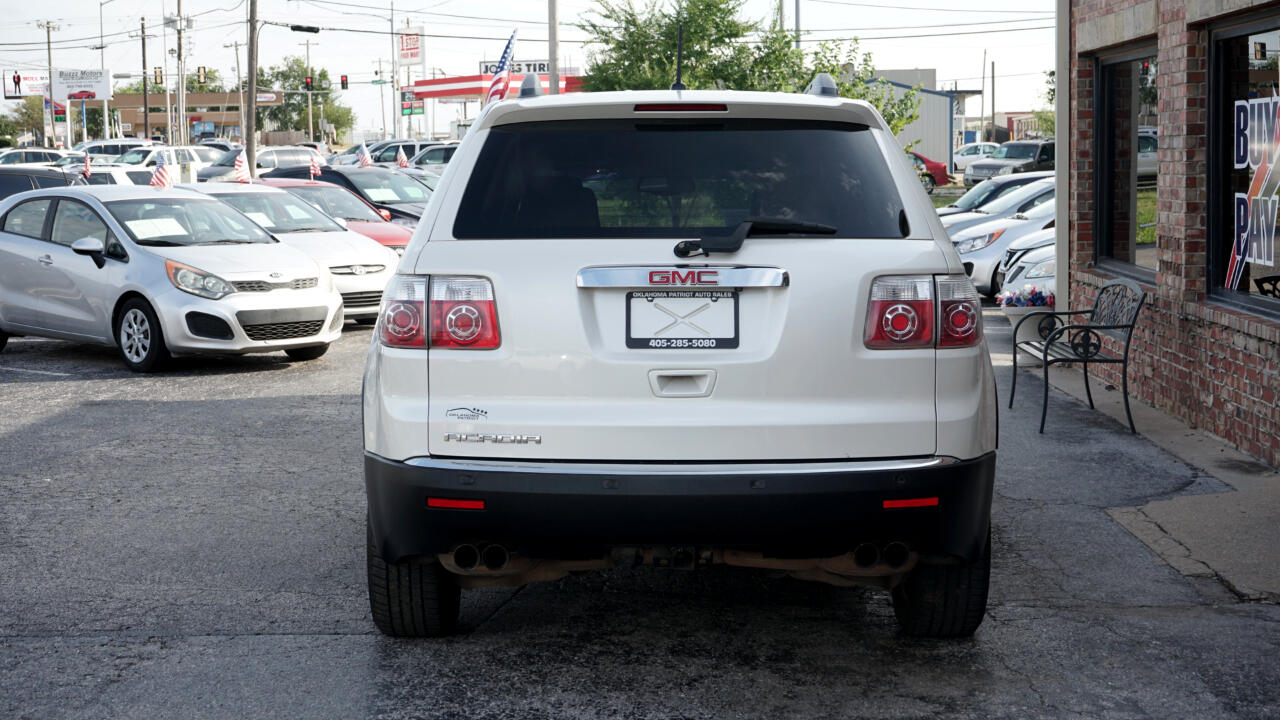 GMC Acadia SLT-2 FWD 2011