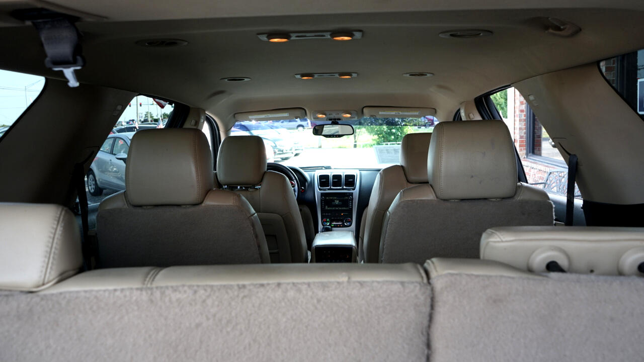 GMC Acadia SLT-2 FWD 2011