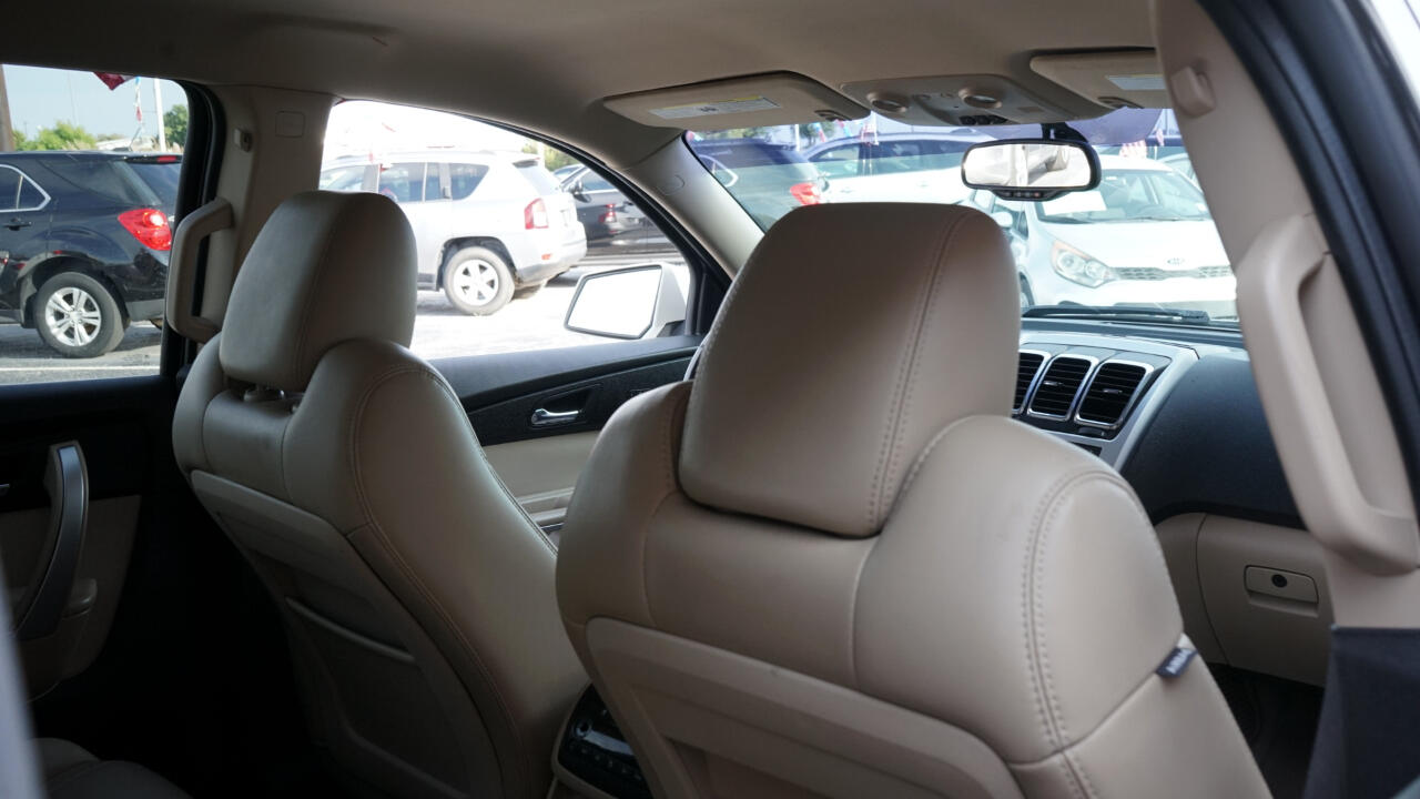 GMC Acadia SLT-2 FWD 2011