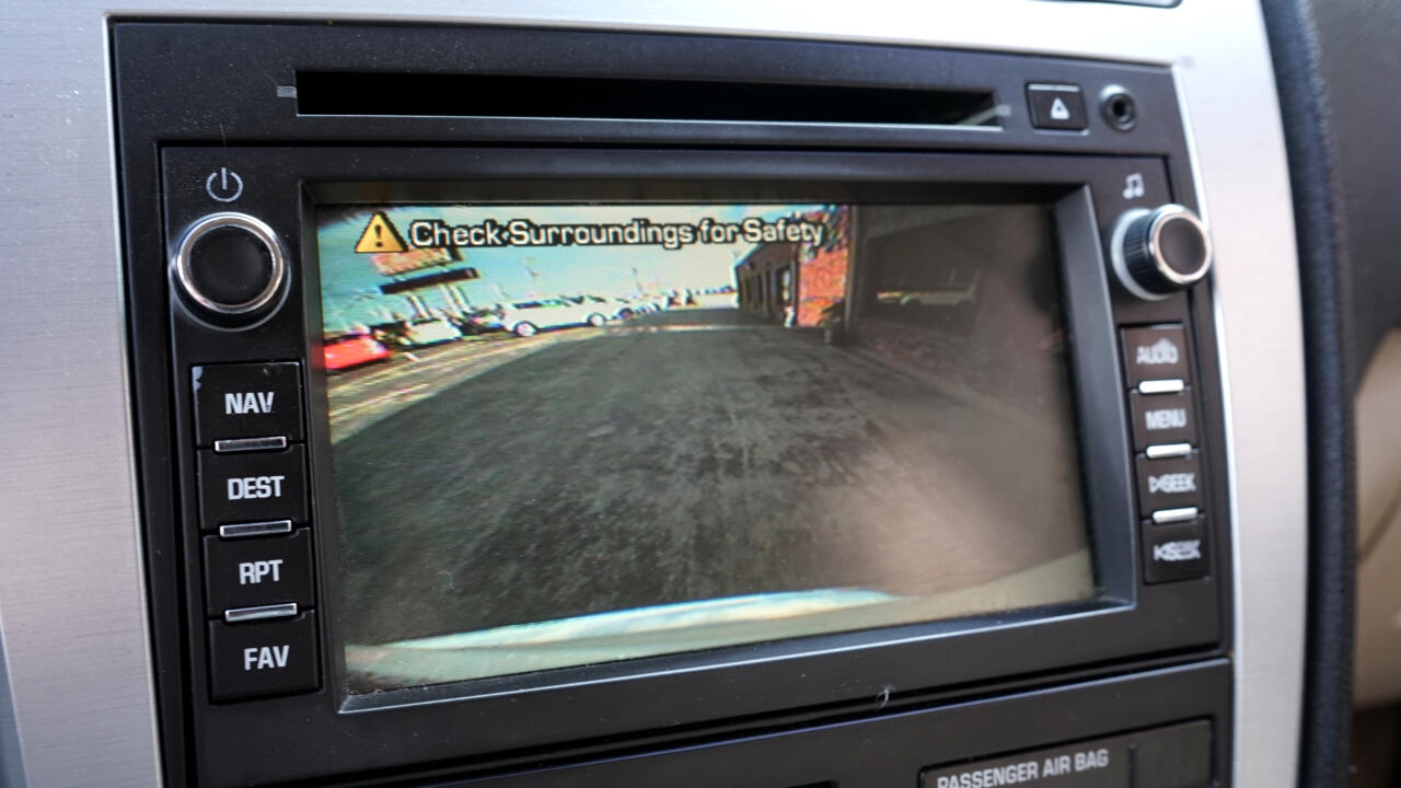 GMC Acadia SLT-2 FWD 2011