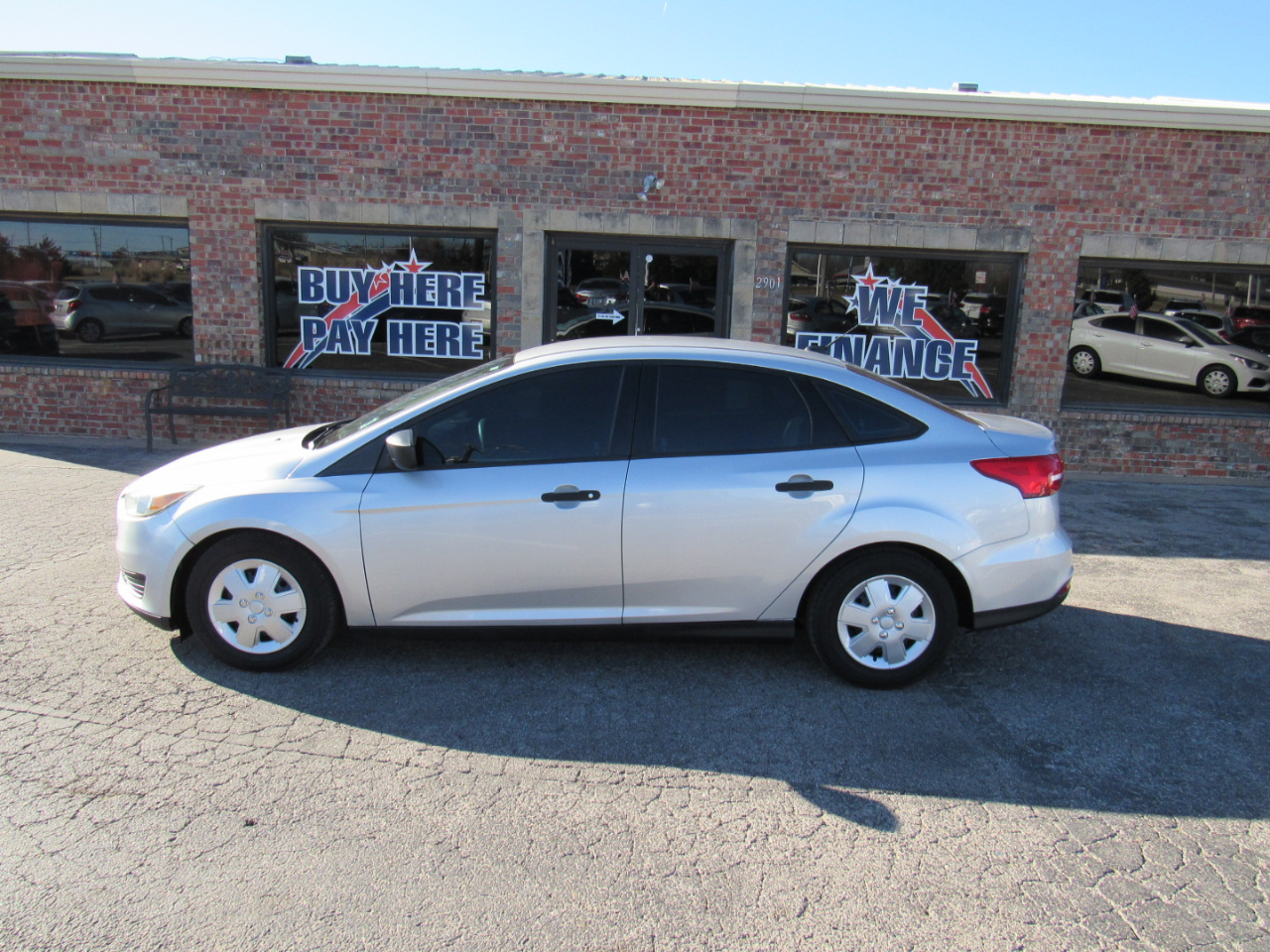 Ford Focus S Sedan 2015