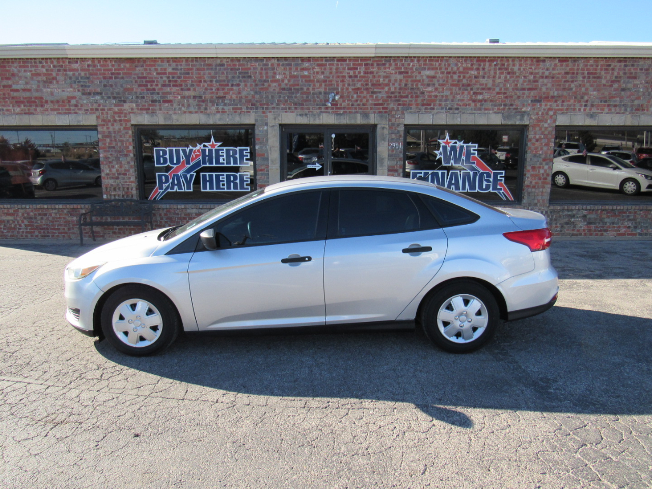 Ford Focus S Sedan 2015