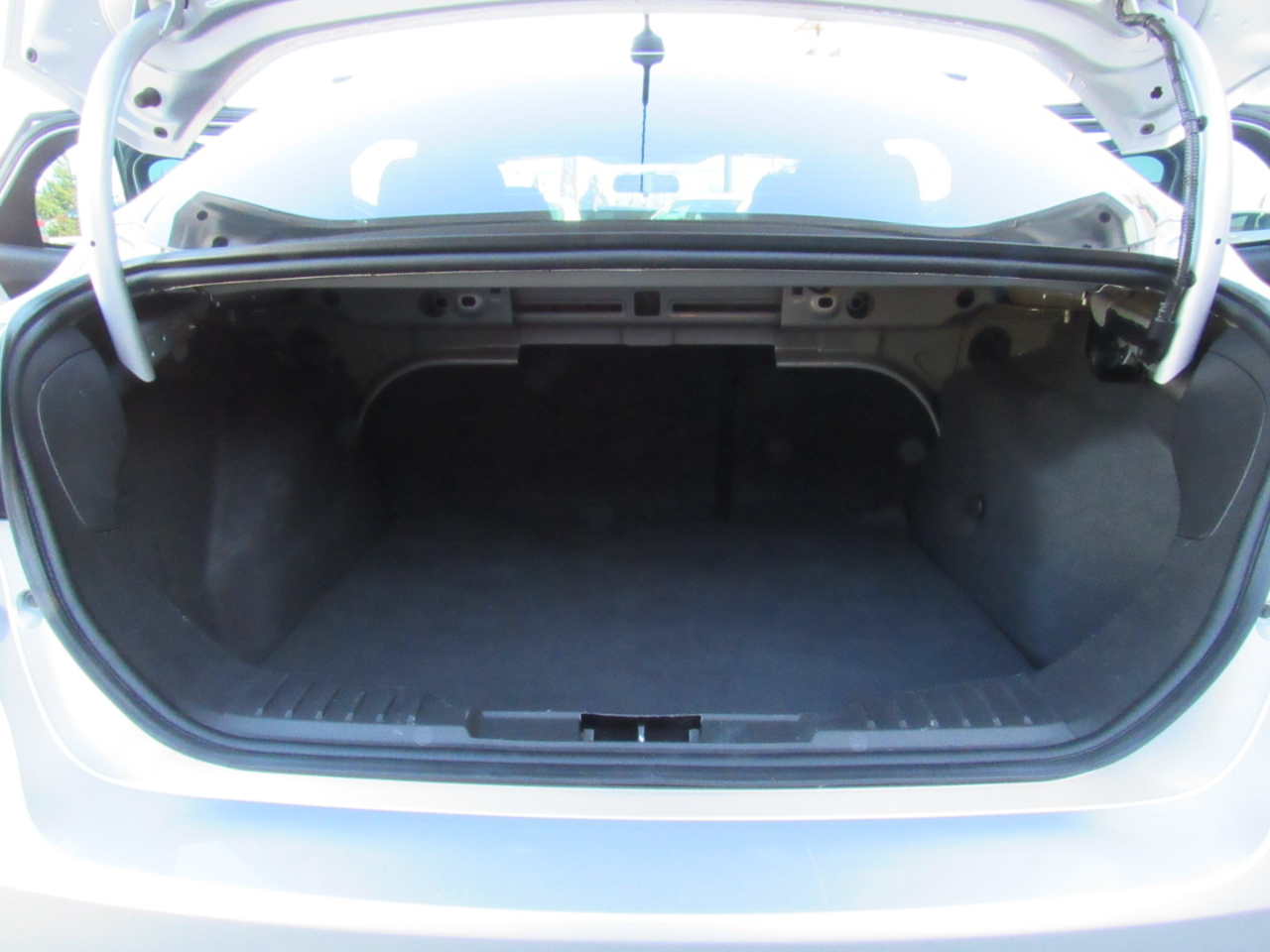 Ford Focus S Sedan 2015