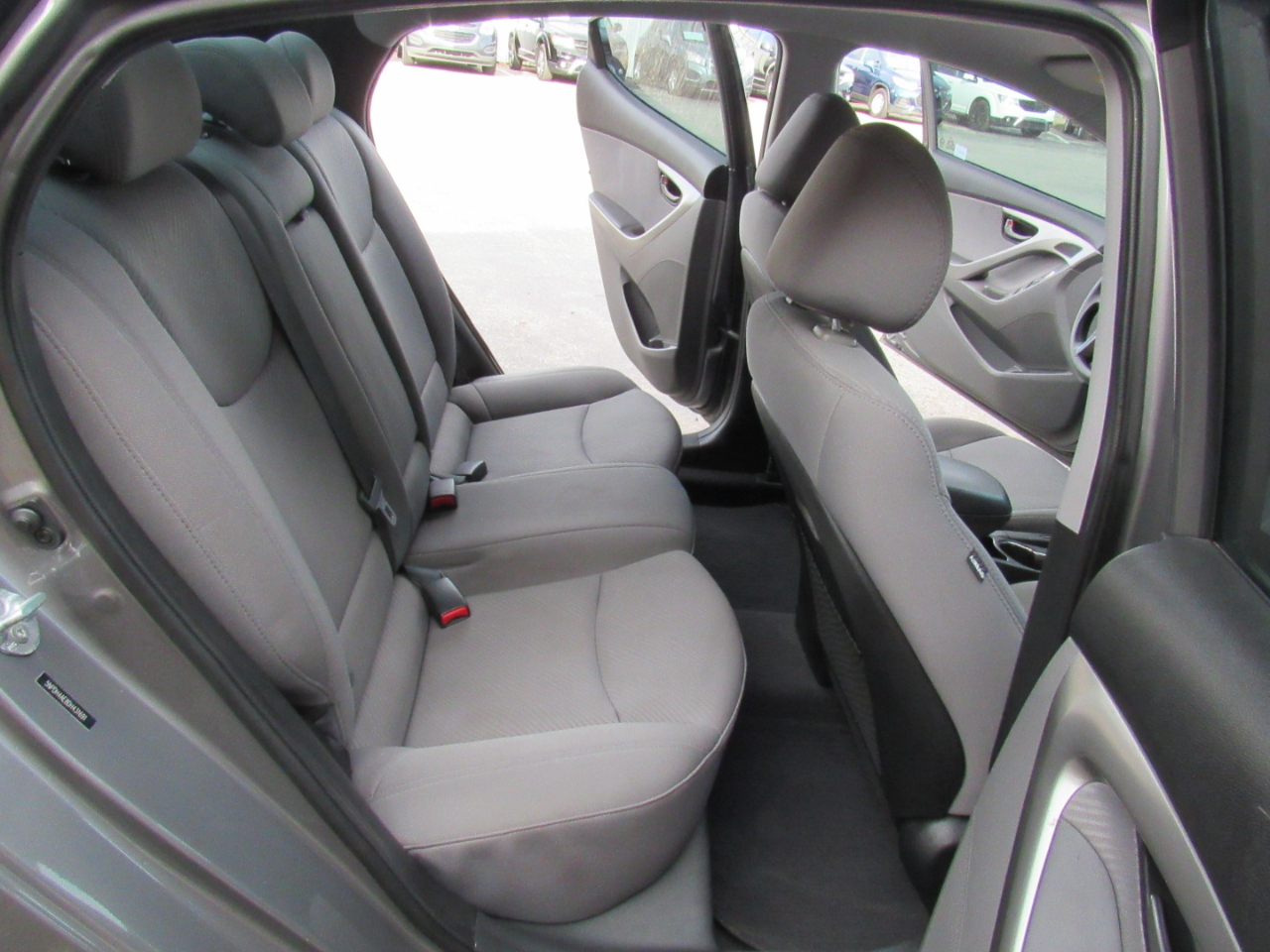 Hyundai Elantra GLS M/T 2013
