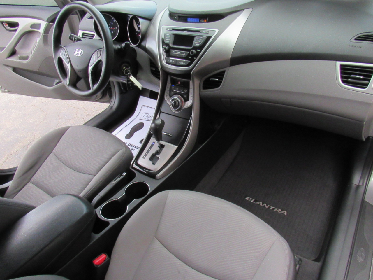 Hyundai Elantra GLS M/T 2013