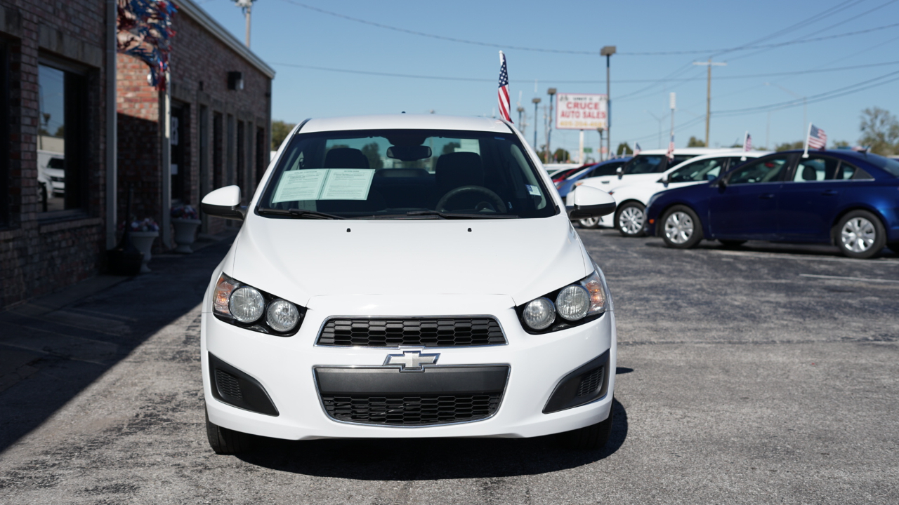 Chevrolet Sonic LS Auto Sedan 2013