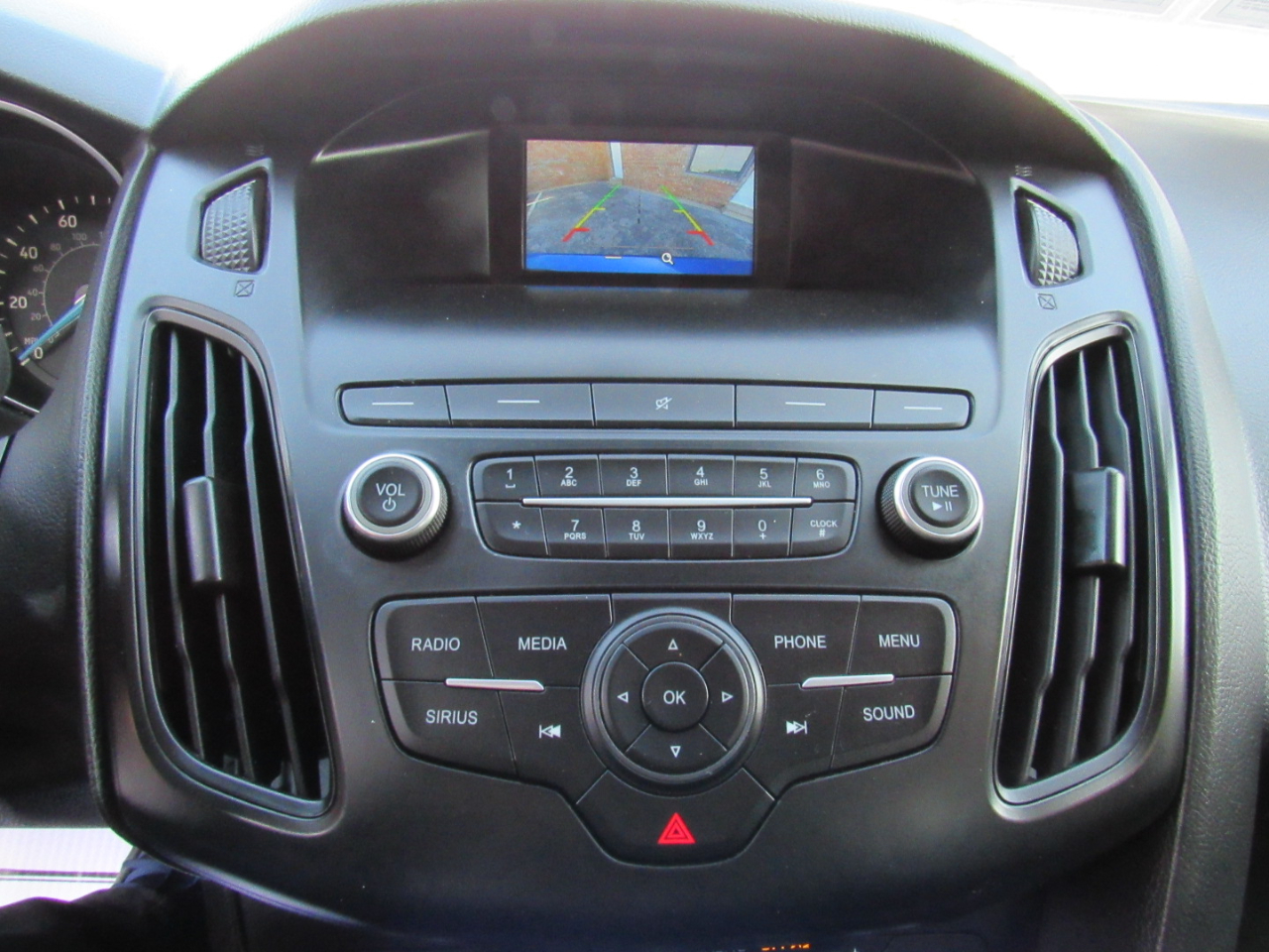 Ford Focus SE Sedan 2018