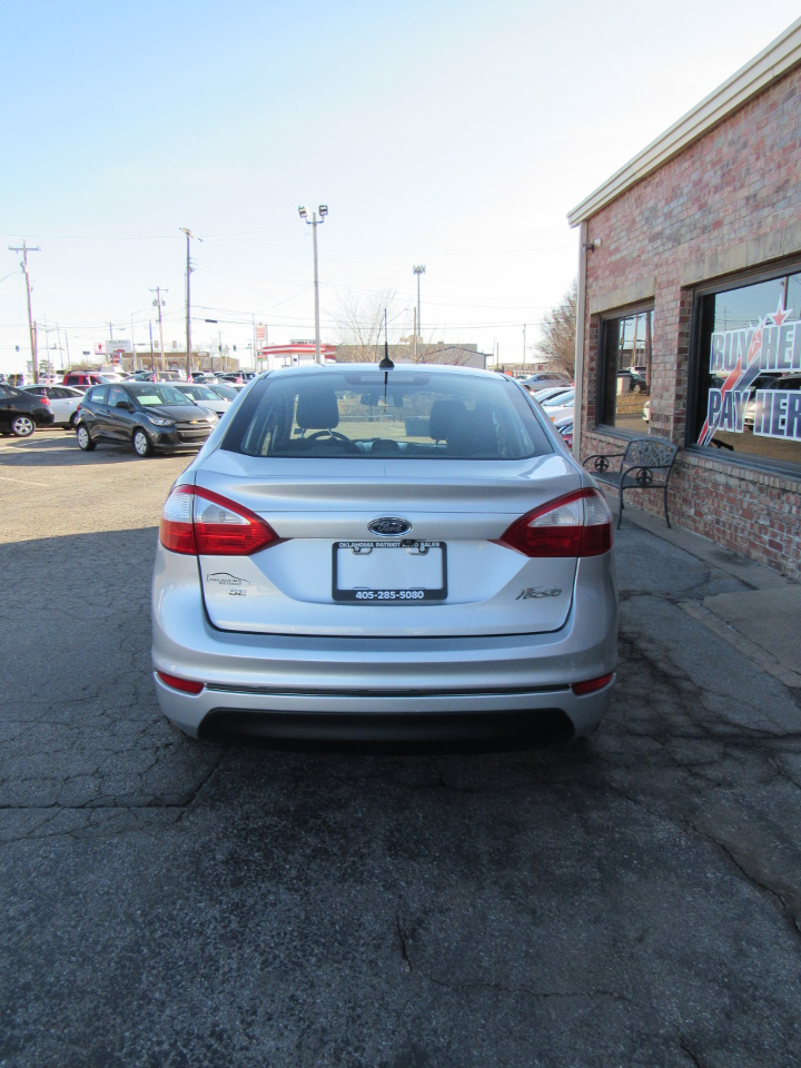 Ford Fiesta SE Sedan 2018