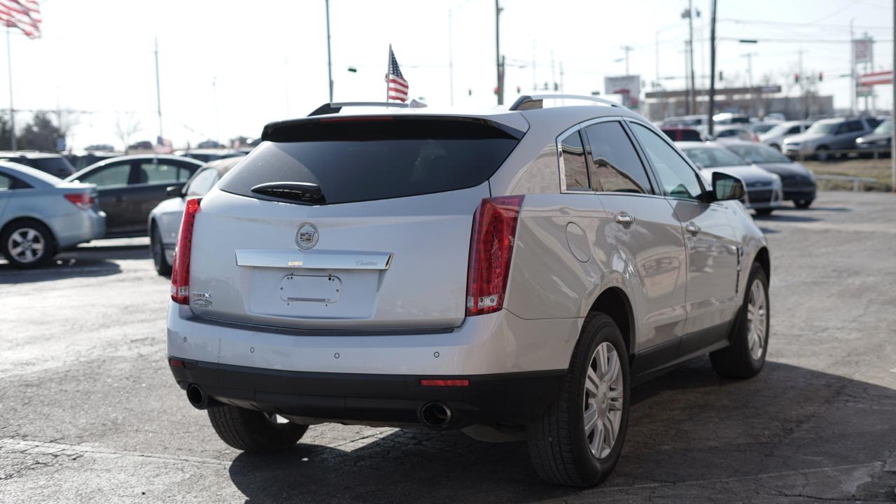 Cadillac SRX Luxury Collection AWD 2010