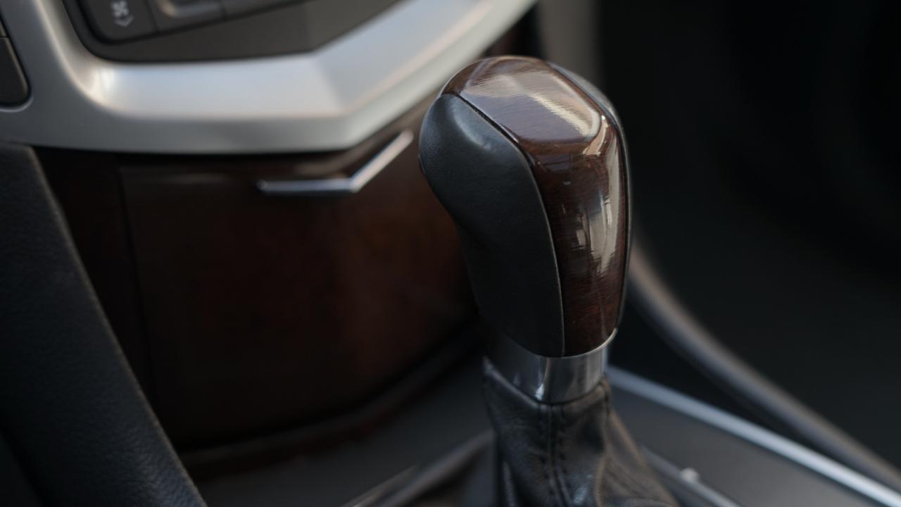 Cadillac SRX Luxury Collection AWD 2010