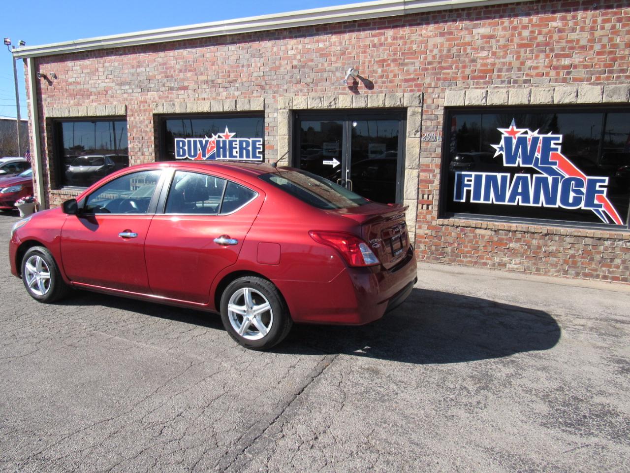 Nissan Versa 1.6 S 5M 2017
