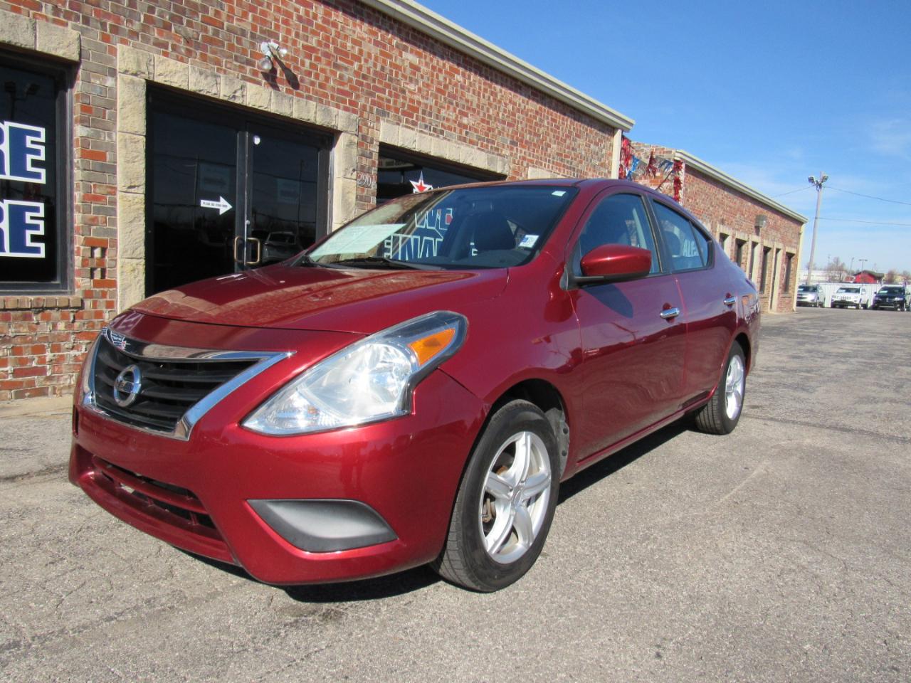 Nissan Versa 1.6 S 5M 2017